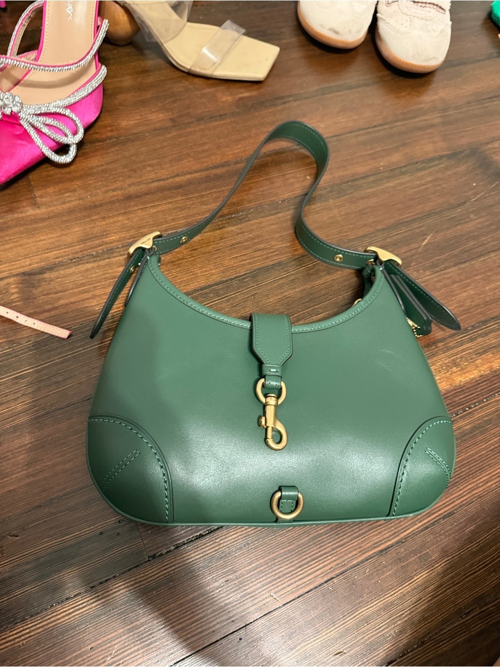 Coach Green Leather Shoulder Hampton hobo Bag with Gold Hardware - Picture 4 of 5